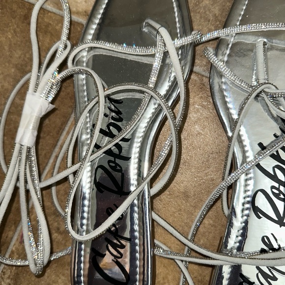 Cape Robbin Sandals - Picture 1 of 4